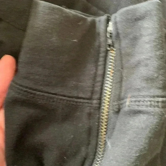 Banana Republic black  sweatpants with zippers at the ankle and a front tie. - Picture 7 of 7